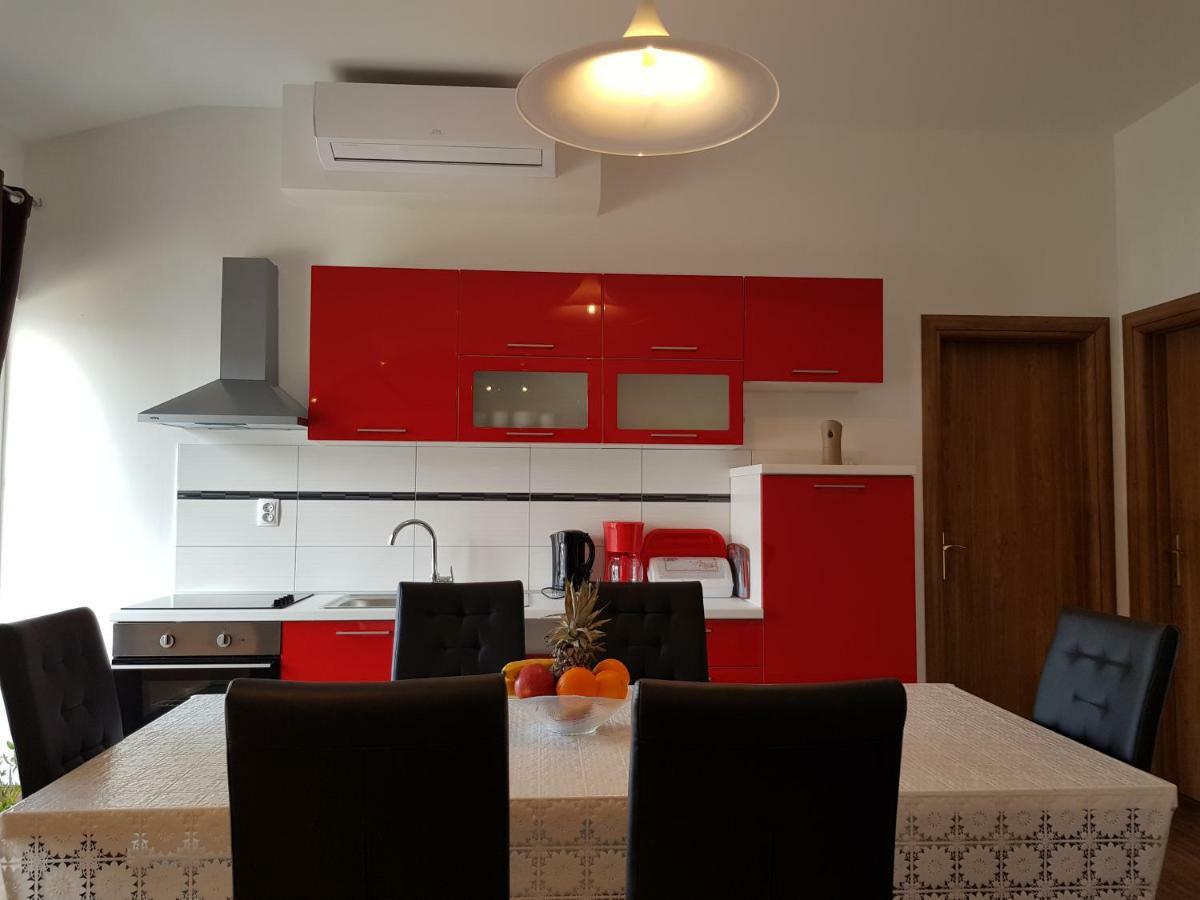 Apartment Jopa Σίμπενικ Εξωτερικό φωτογραφία