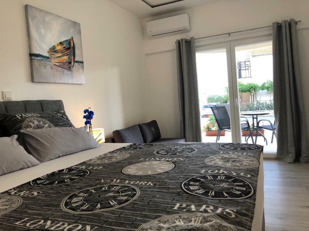 Apartment Jopa Σίμπενικ Εξωτερικό φωτογραφία