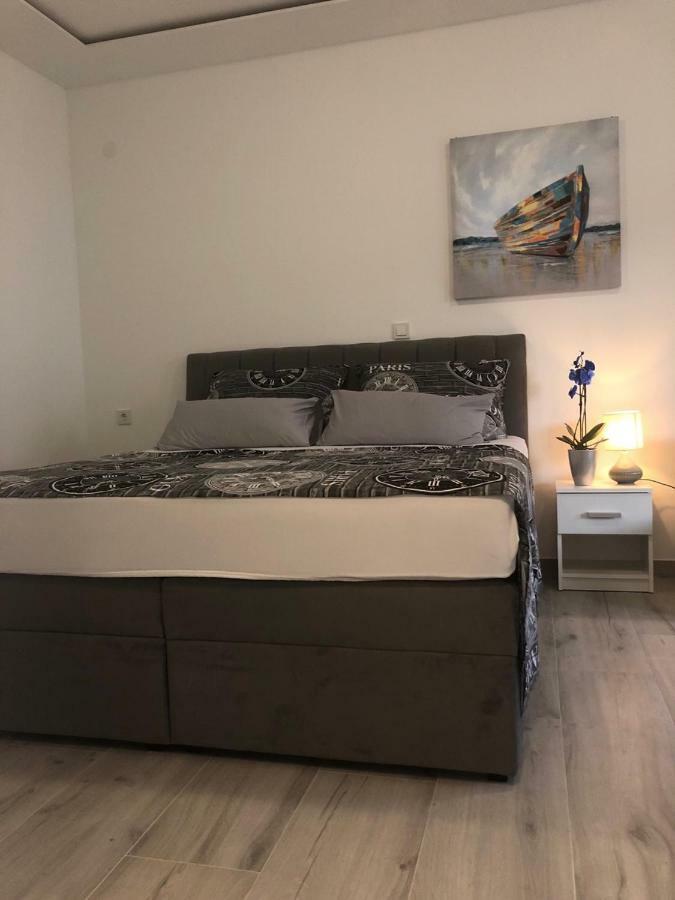Apartment Jopa Σίμπενικ Εξωτερικό φωτογραφία