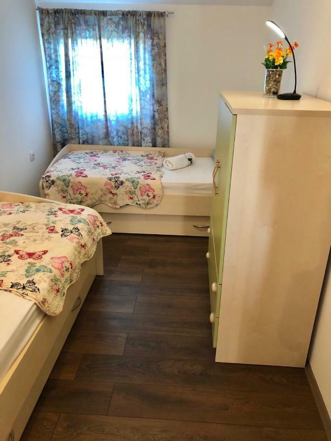 Apartment Jopa Σίμπενικ Εξωτερικό φωτογραφία