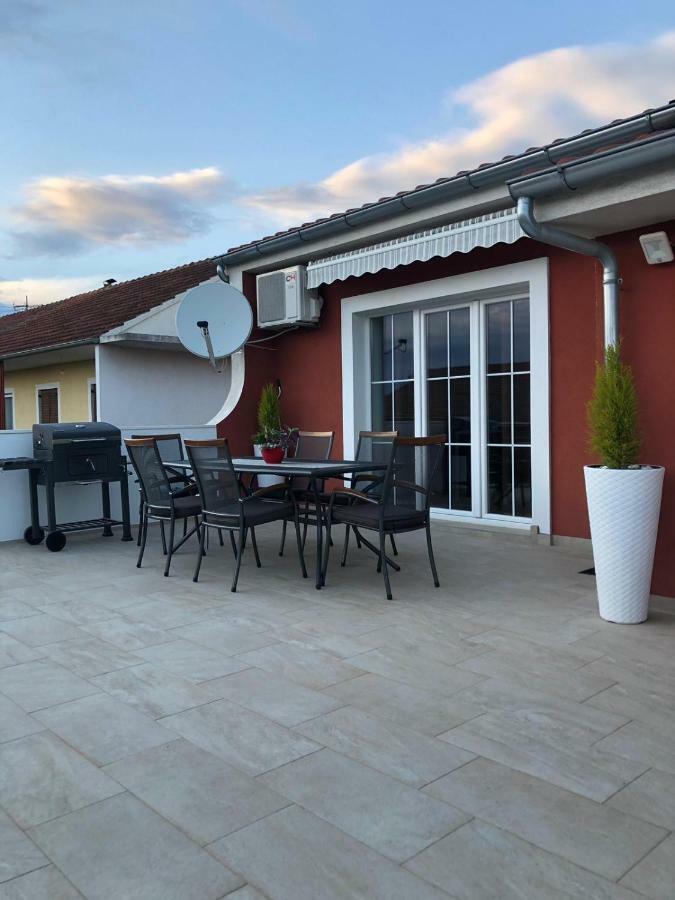 Apartment Jopa Σίμπενικ Εξωτερικό φωτογραφία